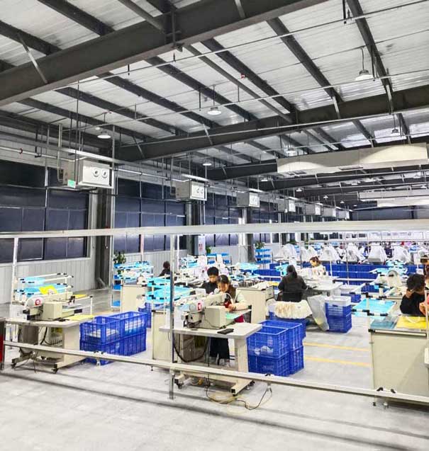 生產(chǎn)車(chē)間制冷降溫，應(yīng)用蒸發(fā)冷省電空調(diào)-工業(yè)空調(diào)射流型