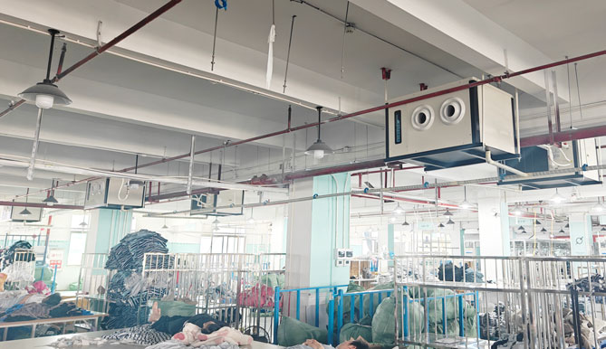 制衣廠制冷降溫，安裝星科蒸發冷省電空調-臥式射流機