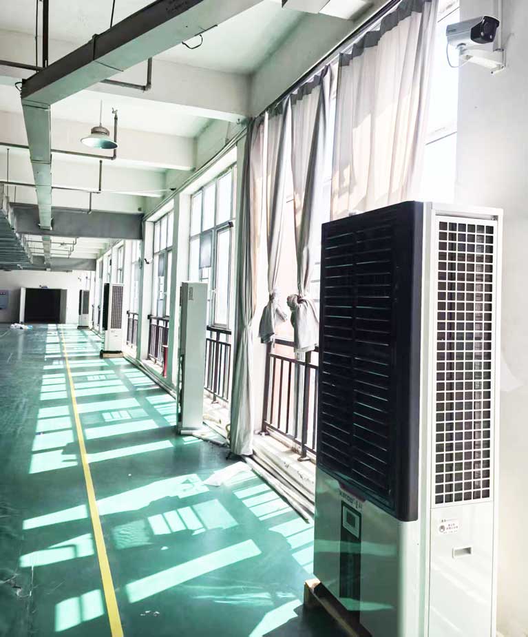 江蘇鎮江廠房降溫，應用蒸發冷省電空調-立式軸流雙風口機組